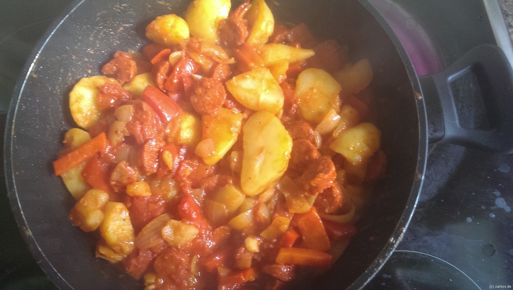 Kartoffel-Paprika-Pfanne mit Chorizo