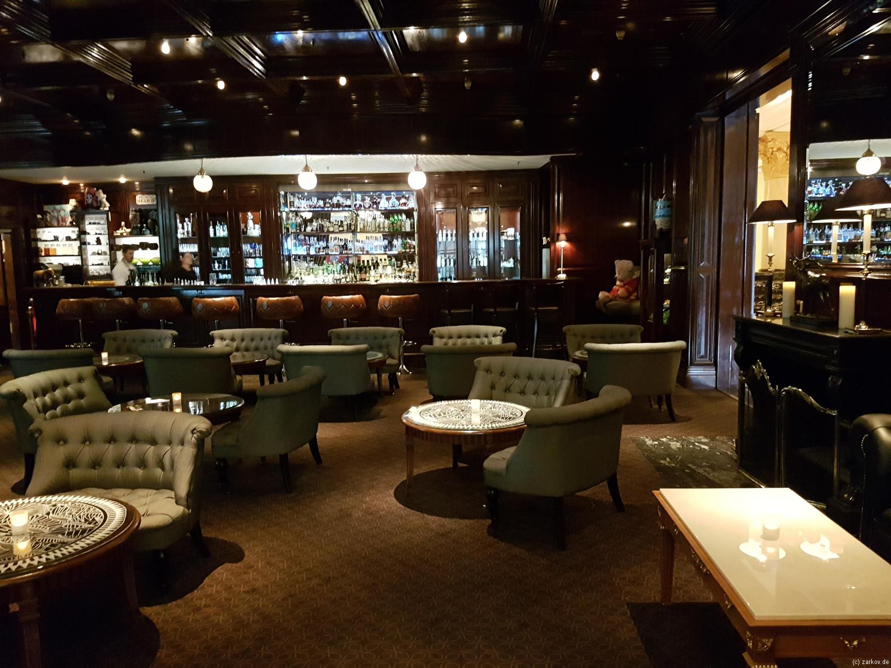 Curtain Club im Ritz Carlton (1) Die Bar