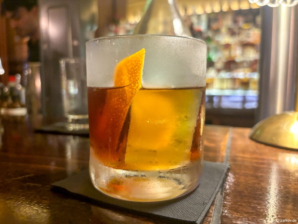 Galander Charlottenburg (5) Banana Peel Old Fashioned