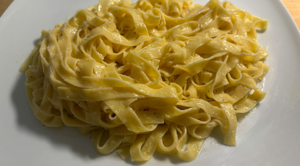 Fettuncini Alfredo