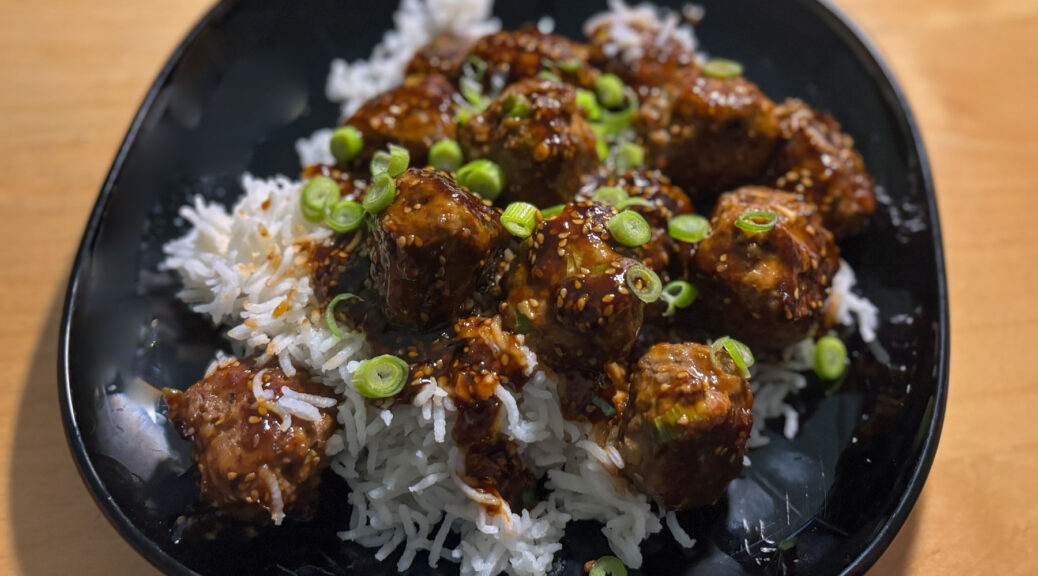 Hackfleischbällchen in Teriyaki-Sauce