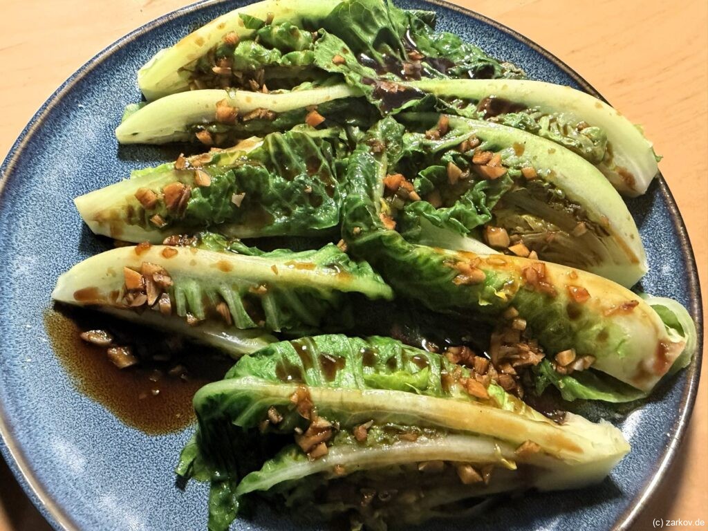 Romana Salat mit Austernsoße